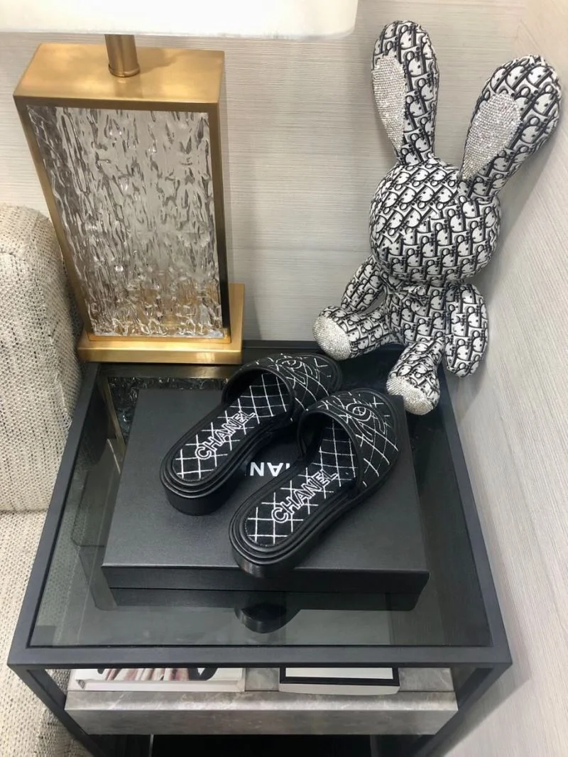 FreshLook Chanel Slippers 17541