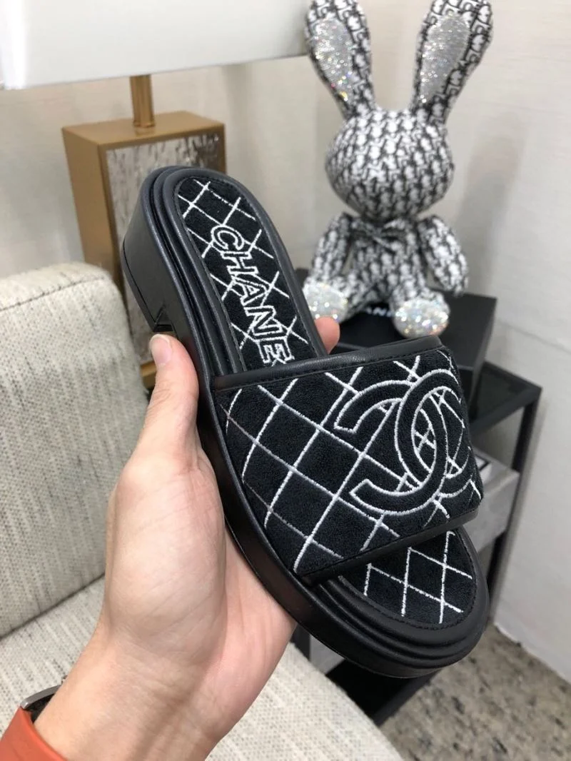 FreshLook Chanel Slippers 17541
