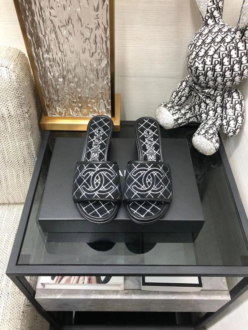 Chanel Slippers FlexibleFit 17552