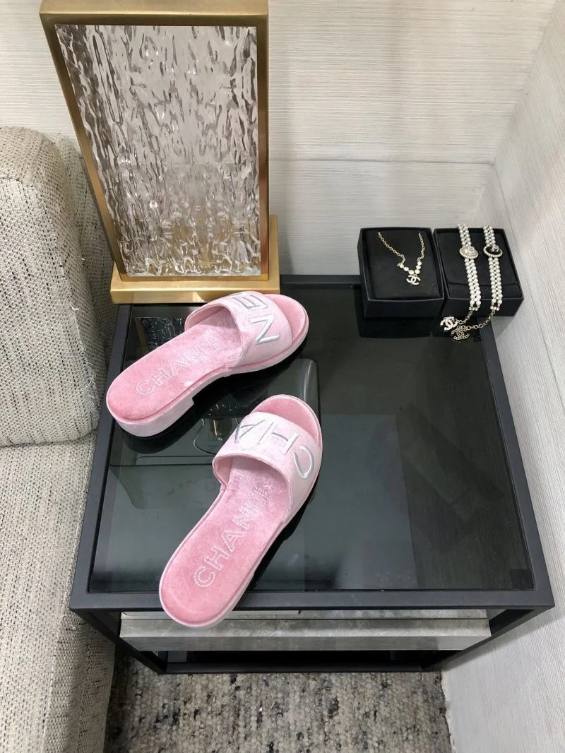 StreetReady Chanel Slippers 17546