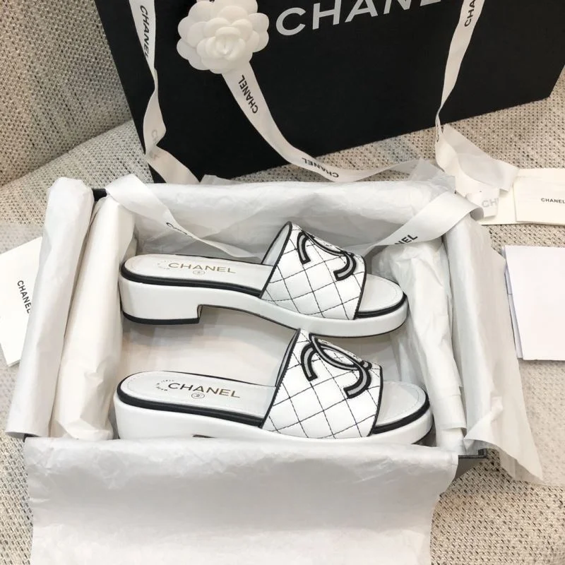 Stylish Chanel Slippers 17503