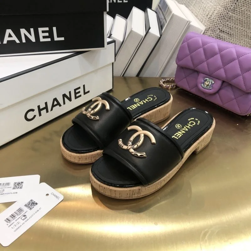 Flexible Chanel Slippers 17505