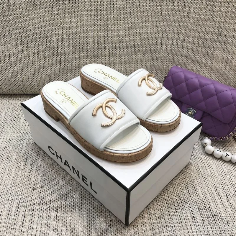 Chanel Slippers ComfortFit 17507