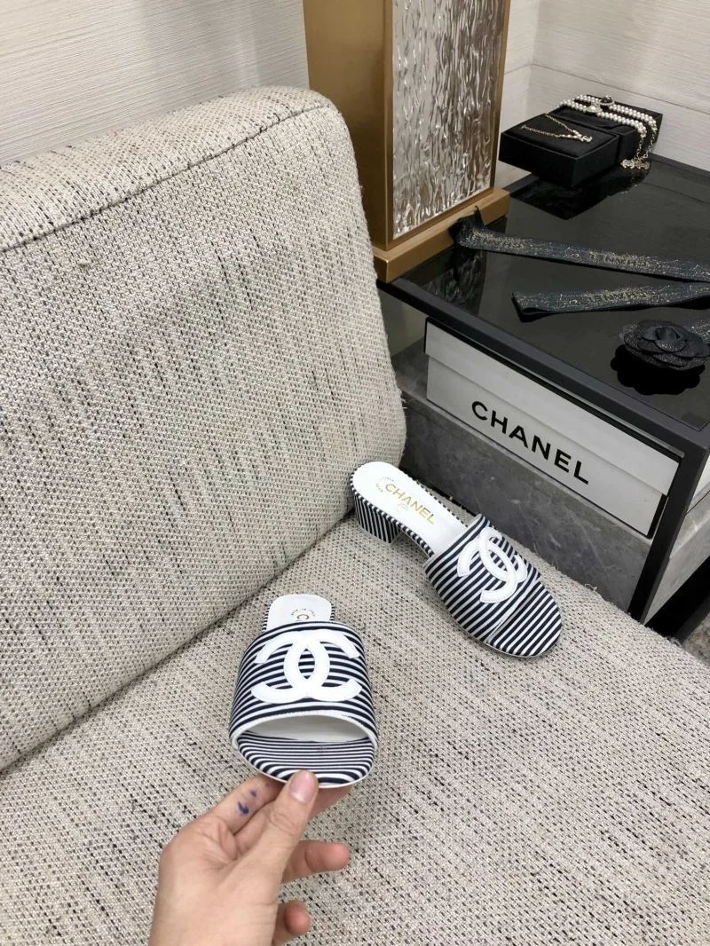 MoistureWicking Chanel Slippers 17493
