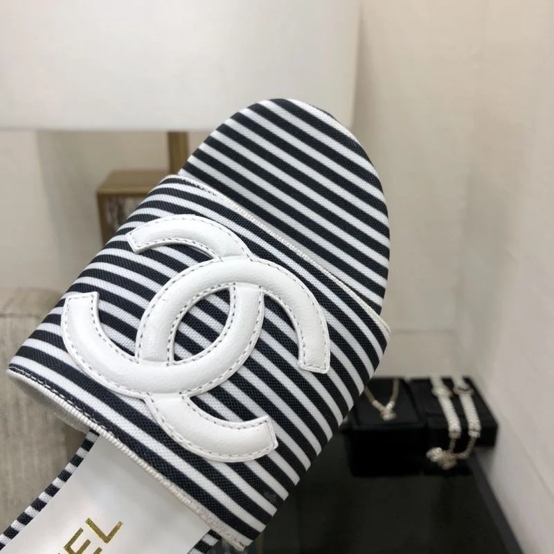 MoistureWicking Chanel Slippers 17493