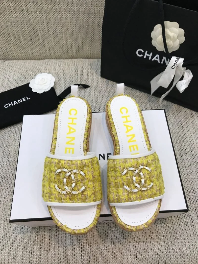 Chanel Slippers TimelessDesign 17482