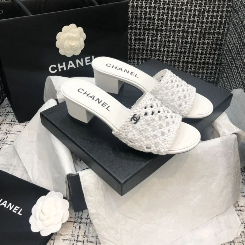 Chanel Slippers Versatile 17495