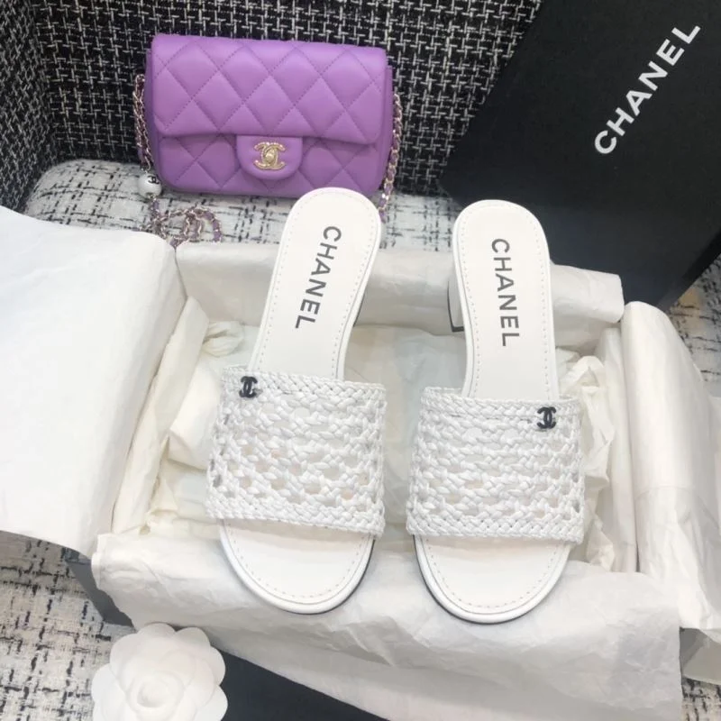 Chanel Slippers Versatile 17495