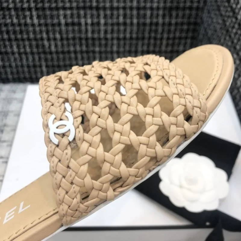 Chanel Slippers StreetReady 17460