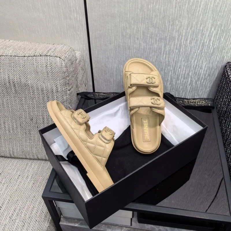 Chanel Slippers Trendy 17453