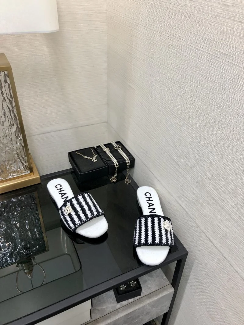 Chanel Slippers MultiPurpose 17444