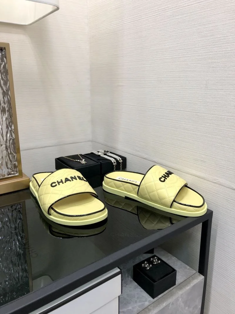 Chanel Slippers OdorResistant 17437