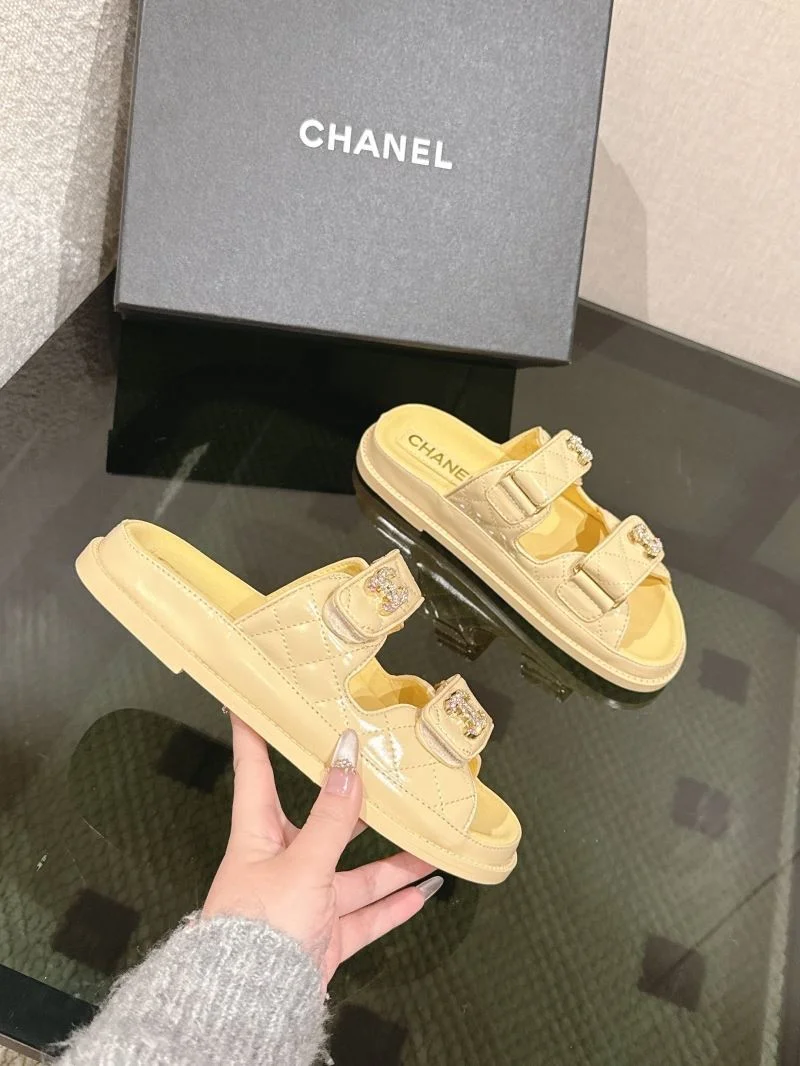 Chanel Slippers MultiPurpose 17414