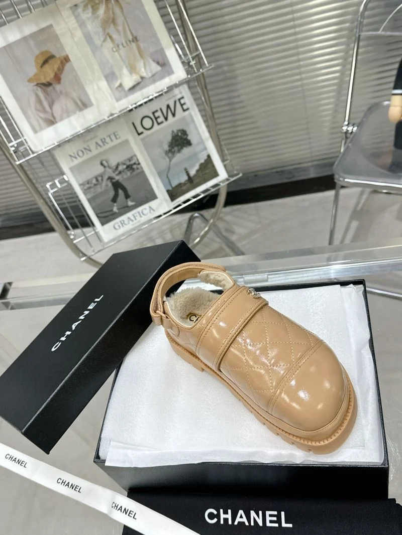Chanel Slippers Comfortable 17523