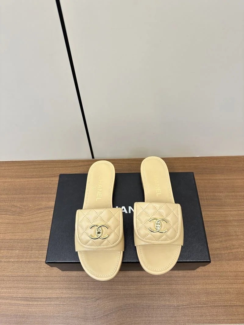 Chanel Slippers Classic 17396