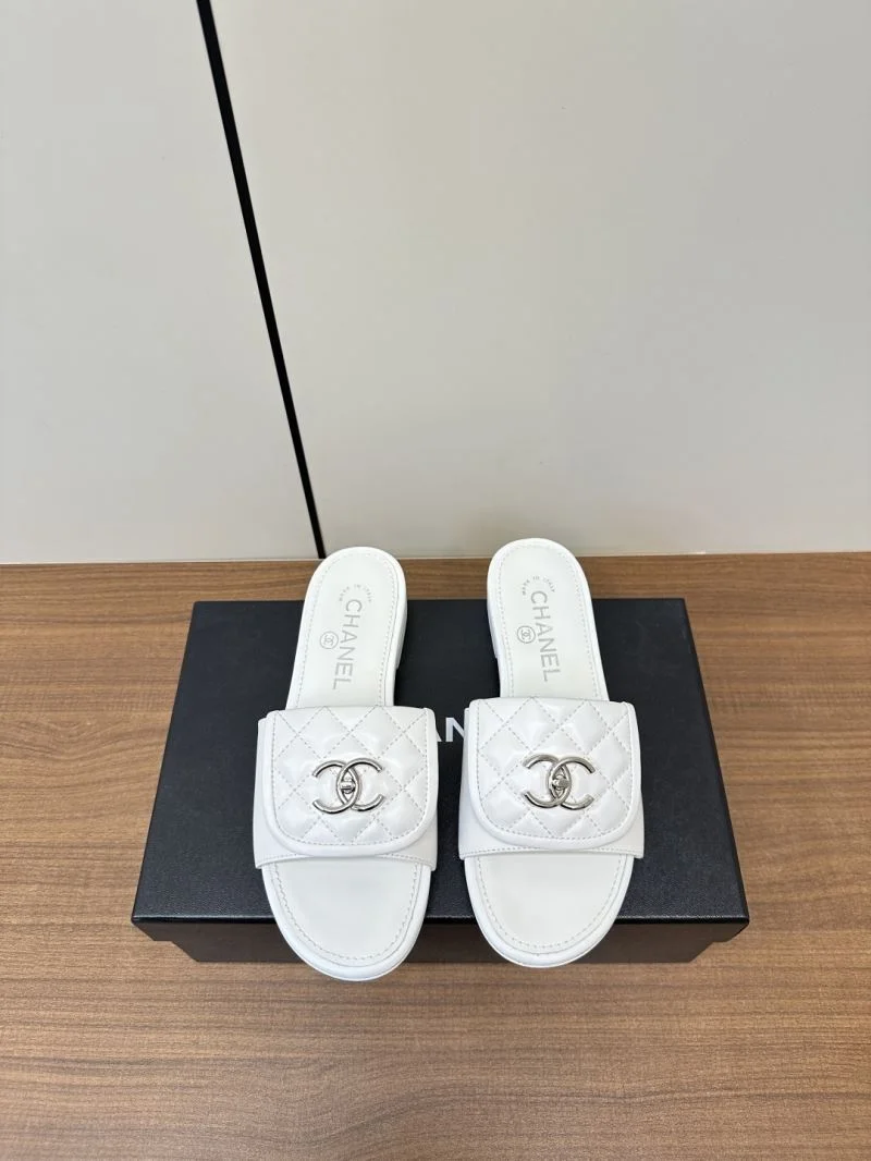 Versatile Chanel Slippers 17392