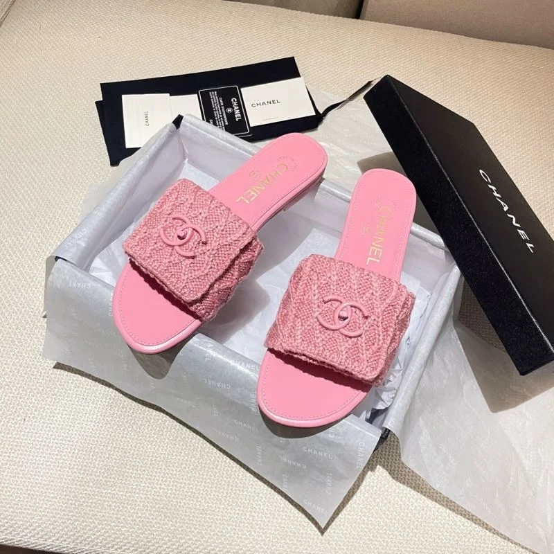 Resilient Chanel Slippers 17363