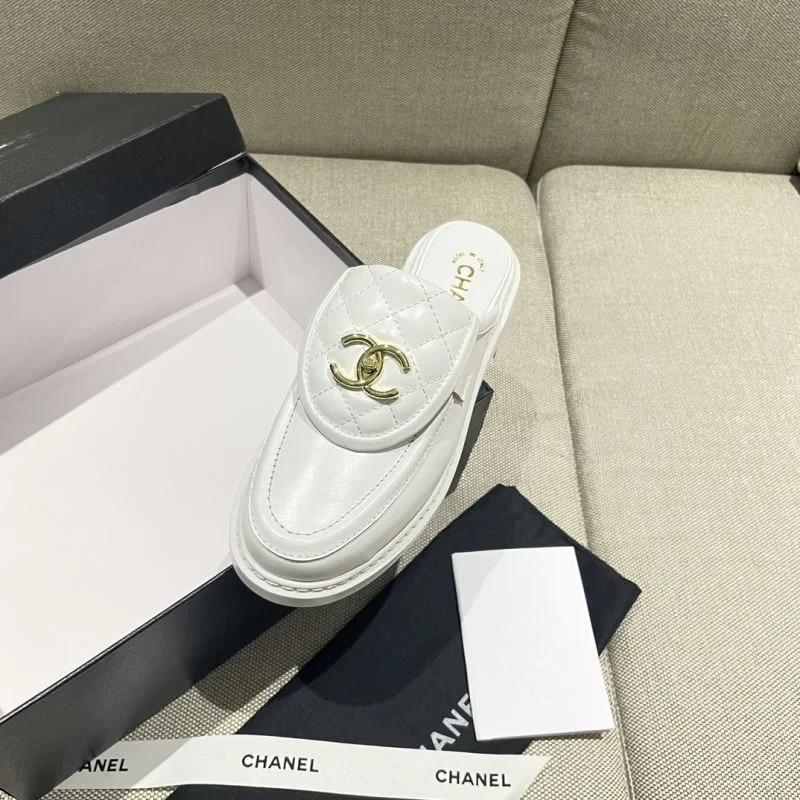 Durable Chanel Slippers 17364