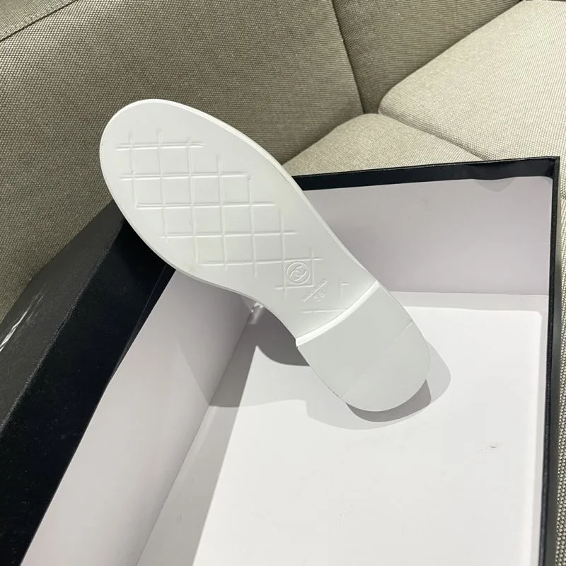 Durable Chanel Slippers 17364