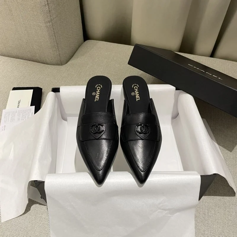 Chanel Slippers MultiPurpose 17356