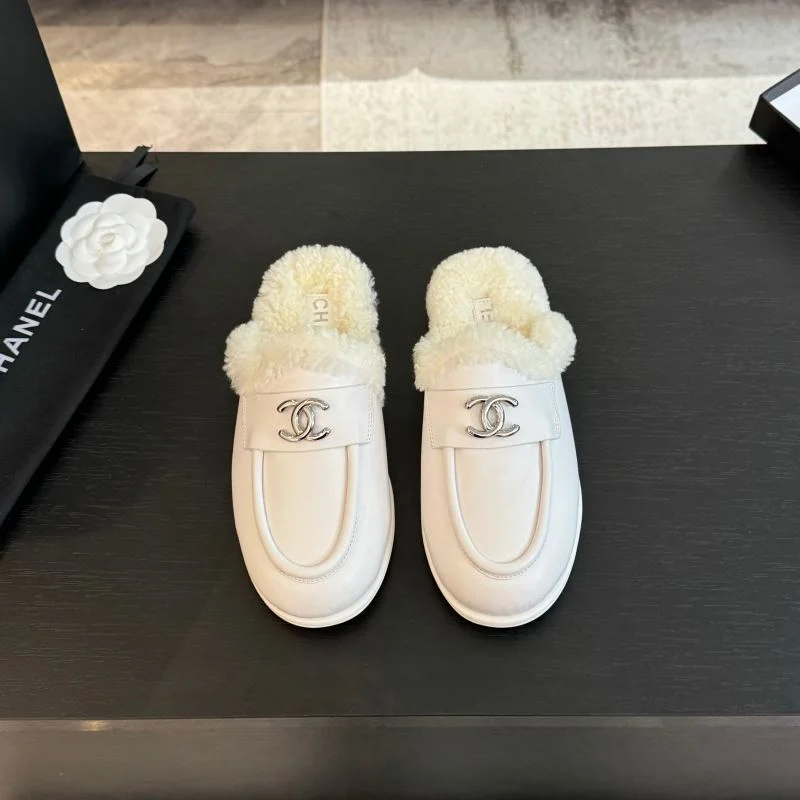 GoodFit Chanel Slippers 17410