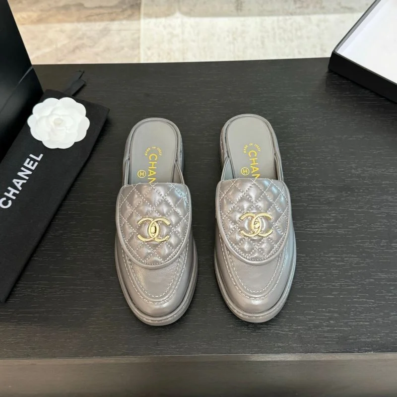 Chanel Slippers Stylish 17311