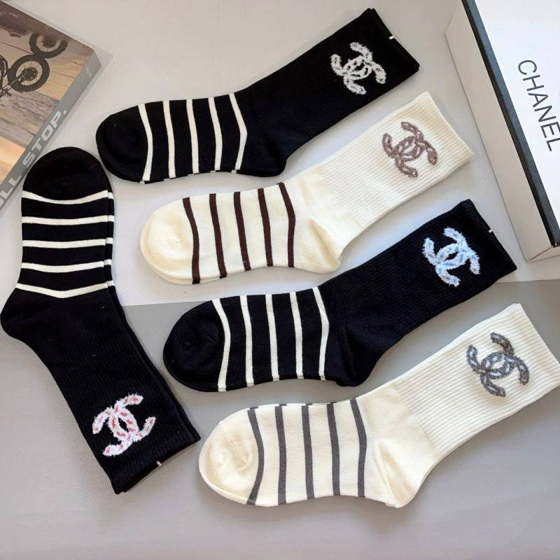 Breathable Chanel Socks 273368