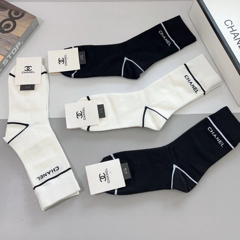 QuickDry Chanel Socks 273371