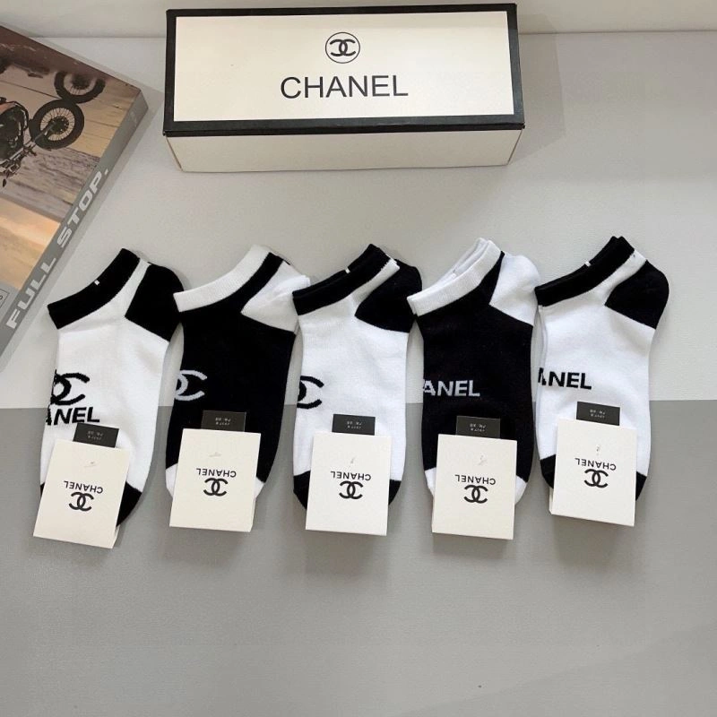 Chanel Socks Sleek 273386