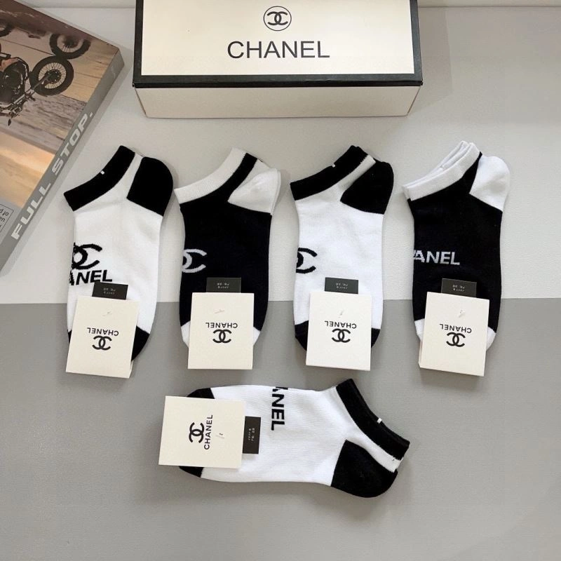 Chanel Socks Sleek 273386