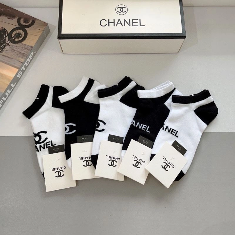Chanel Socks Sleek 273386