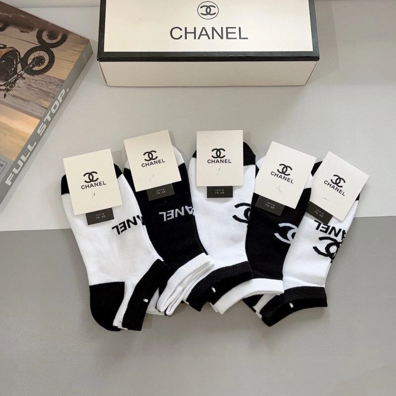 Chanel Socks Sleek 273386