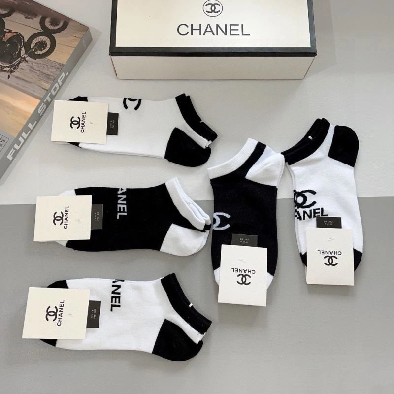 Chanel Socks Sleek 273386