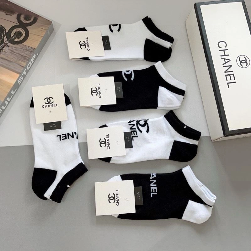 Chanel Socks Sleek 273386