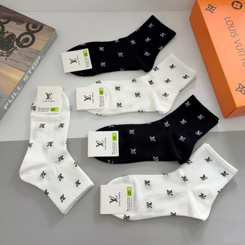 Neat Chanel Socks 273140