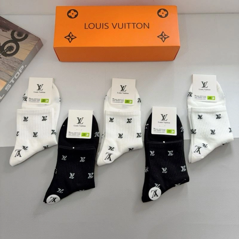 Neat Chanel Socks 273140
