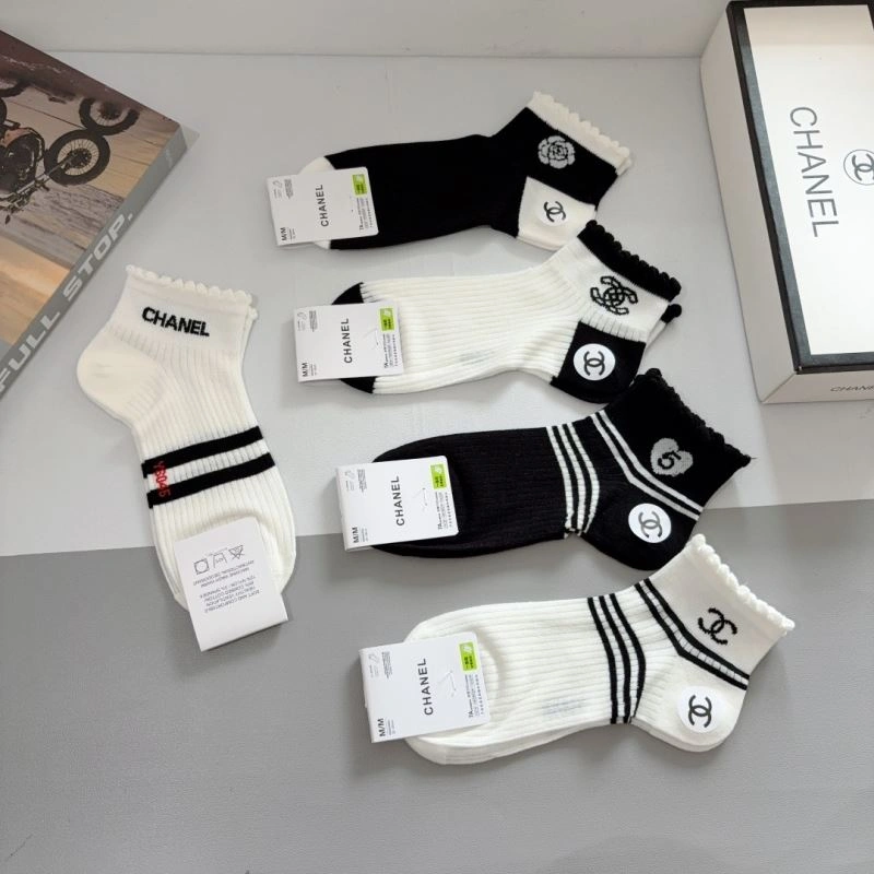 SoftTouch Chanel Socks 273131
