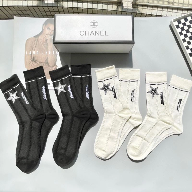 Cozy Chanel Socks 273981