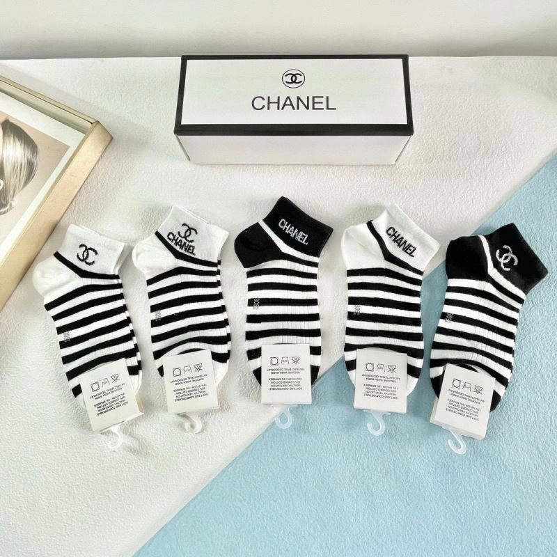 Seasonal Chanel Socks 273975