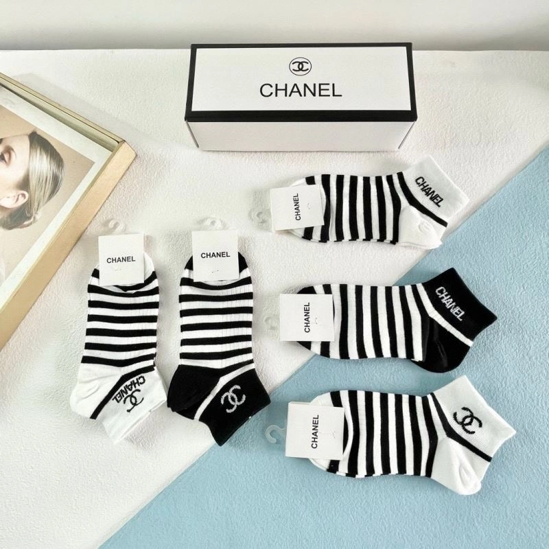 Seasonal Chanel Socks 273975