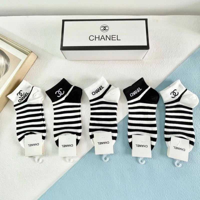 Seasonal Chanel Socks 273975