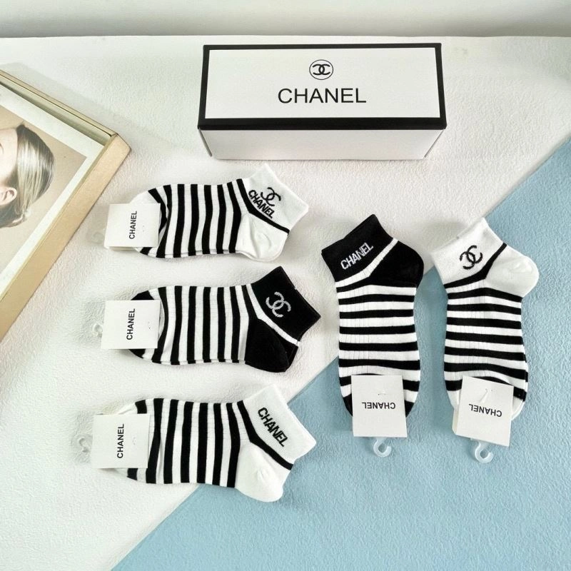 Seasonal Chanel Socks 273975