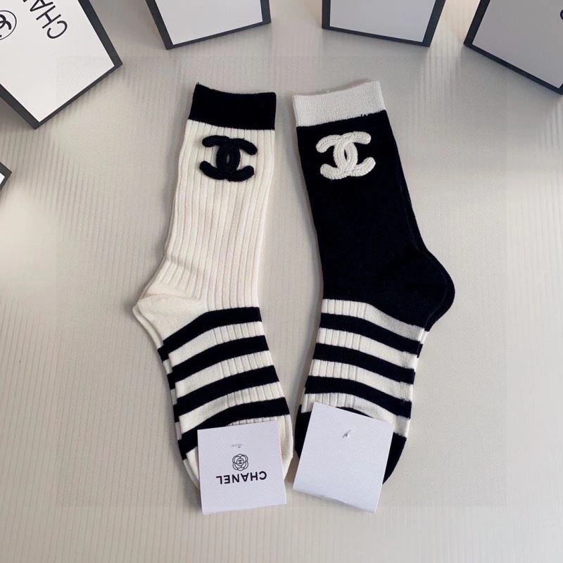 FashionForward Chanel Socks 273945
