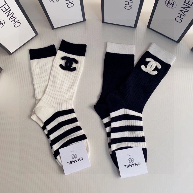 FashionForward Chanel Socks 273945