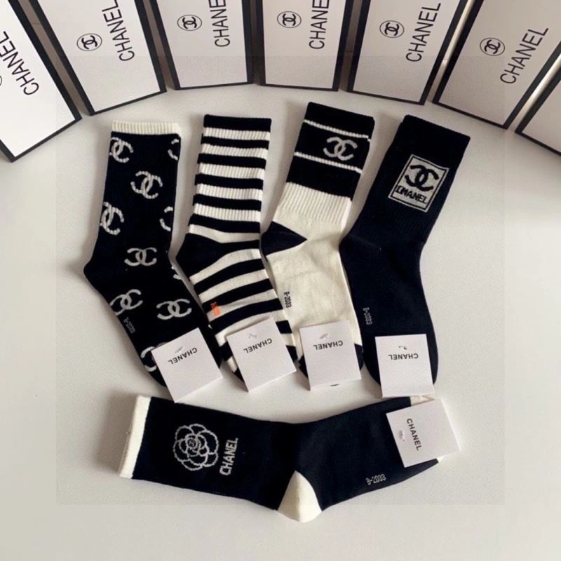 Elegant Chanel Socks 273946