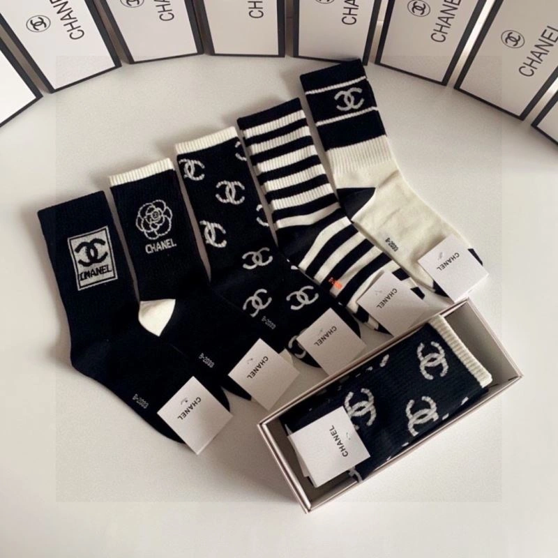 Elegant Chanel Socks 273946