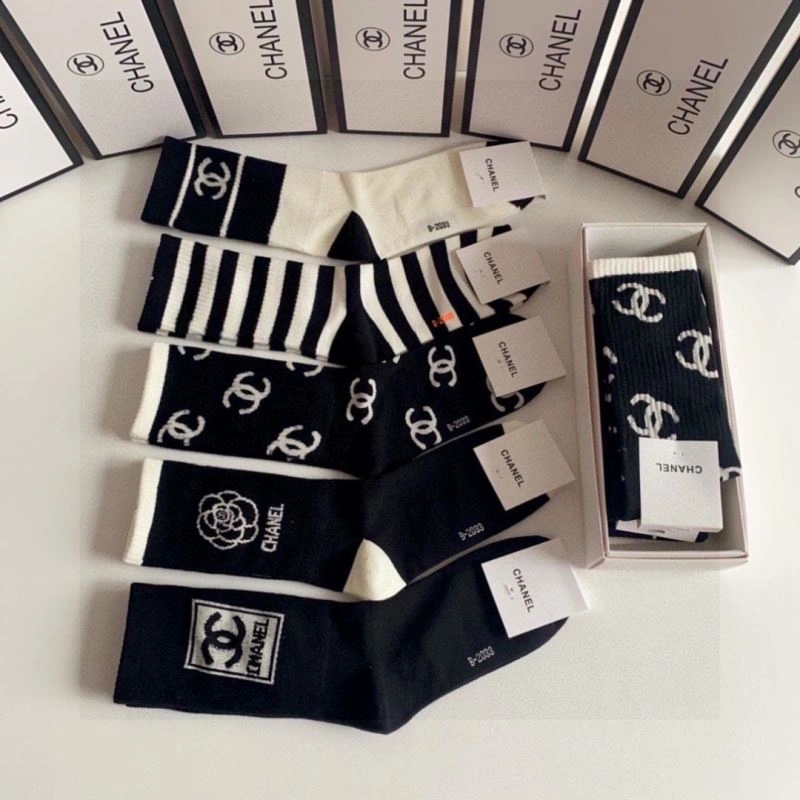 Elegant Chanel Socks 273946