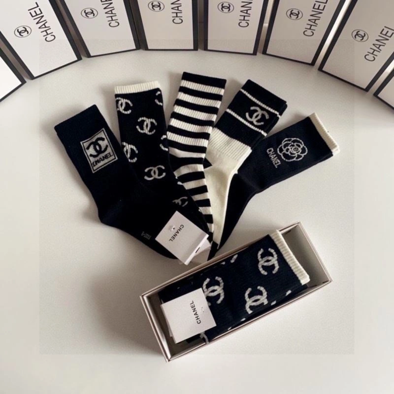 Elegant Chanel Socks 273946
