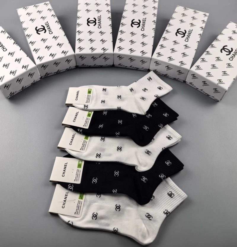 Effortless Chanel Socks 273959