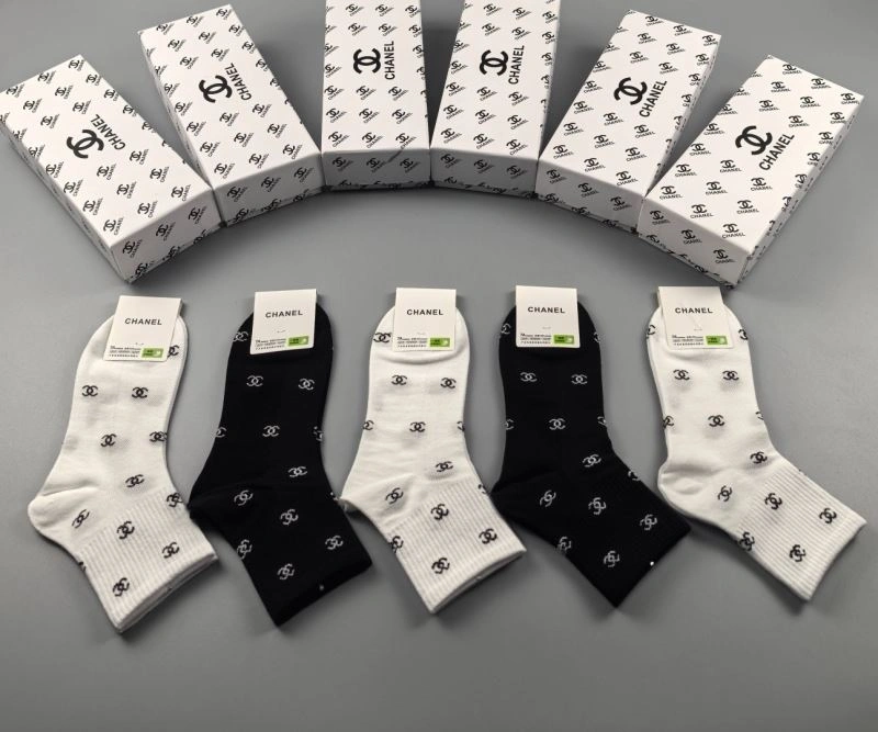 Effortless Chanel Socks 273959